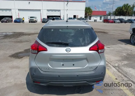 2020 Nissan Kicks Sv Xtronic Cvt из США, поврежденный, VIN 3N1CP5CV6LL509775